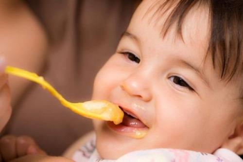 Alimentación infantil desde el nacimiento hasta los 10 meses de edad. Parte II