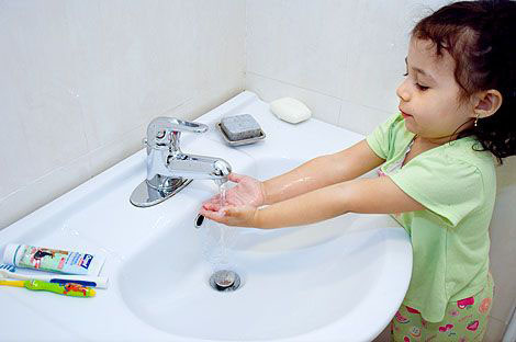 Cómo enseñar a los niños buena higiene