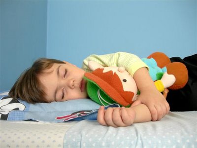 Conoce cómo ayudar a que tu hijo duerma las horas adecuadas