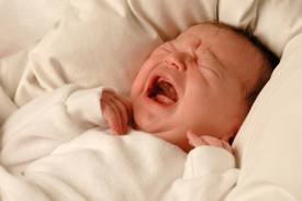 Diferencia entre cólico y otros problemas en los bebés