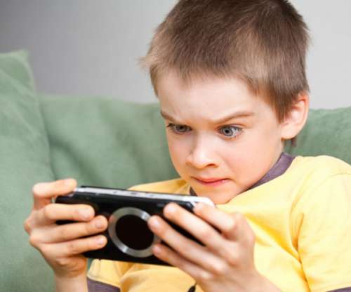 Niños obsesionados con la tecnología