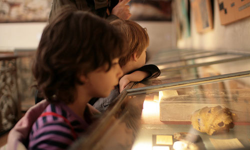 Razones por las que los niños deben conocer los museos